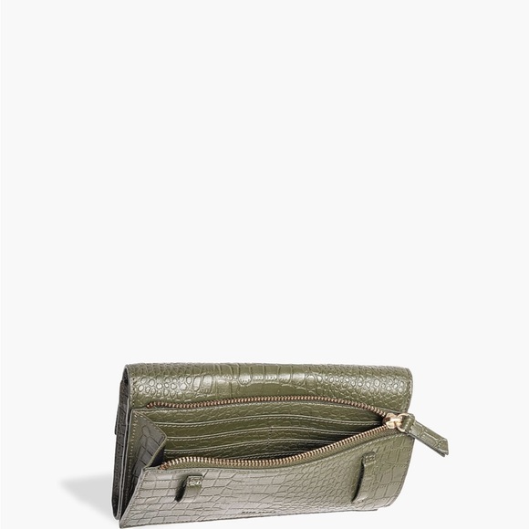 ISO Hyer Goods 4-in-1 convertible purse in green or black - Picture 2 of 3